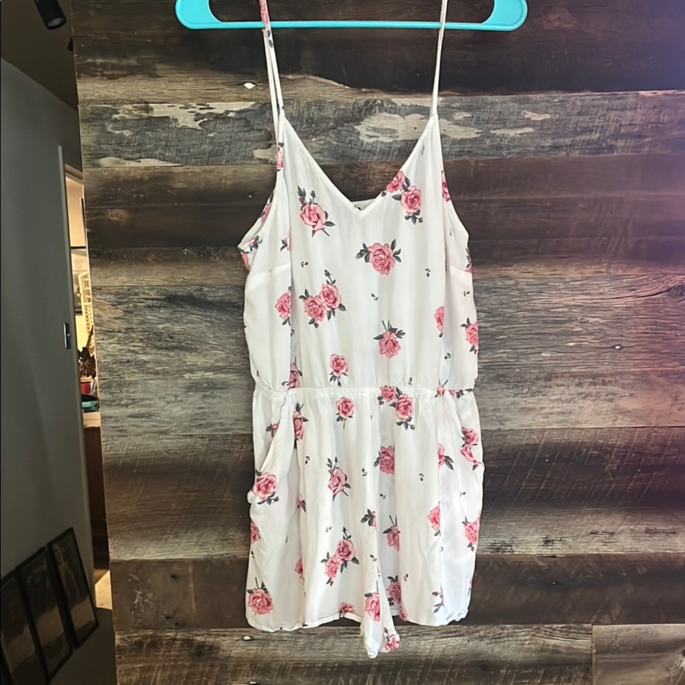 H&M White & Pink Floral Romper with pockets